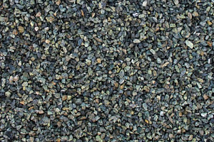 Kamenclub.ru: Щебень крошка зеленый (змеевик) фр. 5-10 мм  купить в Волжском змеевик зеленый, салатовый ландшафтный декоративный щебень крошка 7 200 руб/т   фото КАМЕНЬ КЛУБ