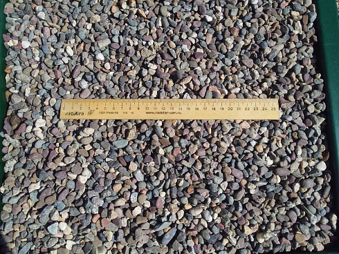 Kamenclub.ru: Галька речная окат цветная фр.5-10 мм. купить  в Волжском галька речная белый, серый, красноватый, синий, темно-серый речная окатанная галька декоративная 6800 руб/т   фото КАМЕНЬ КЛУБ