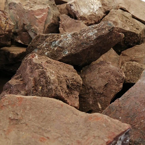 фото Яшма красная  (фр. 70-100 мм)  купить в Волжском в интернет-портале КАМЕНЬ КЛУБ