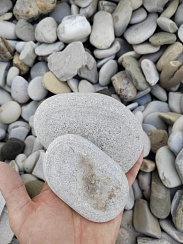 Галька черноморская фр. 50-100 мм.  купить в Волжском фото Камень Клуб