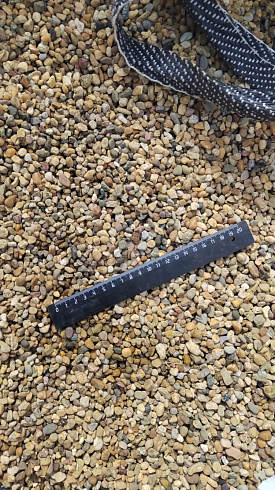 Kamenclub.ru: Галька окат (серо-желтая) фр.5-10 мм. купить  в Волжском галька речная рыжий, желтый, рыжий, серо-желтый речная окатанная галька декоративная 5000 руб/т   фото КАМЕНЬ КЛУБ