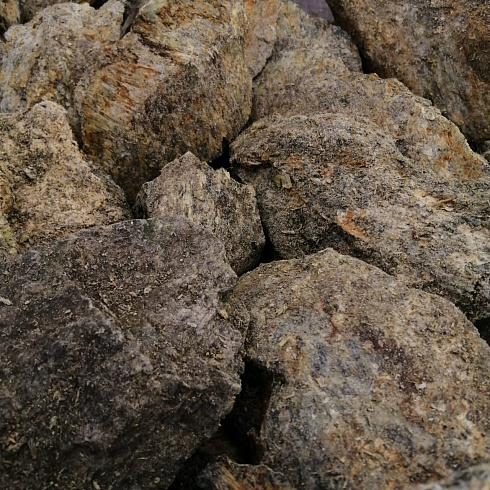 фото Змеевик салатовый  (фр. 70-100 мм)  купить в Волжском в интернет-портале КАМЕНЬ КЛУБ