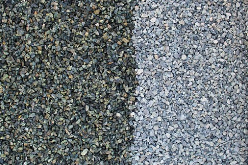 Kamenclub.ru: Щебень крошка зеленый (змеевик) фр. 5-10 мм  купить в Волжском змеевик зеленый, салатовый ландшафтный декоративный щебень крошка 7 200 руб/т   фото КАМЕНЬ КЛУБ