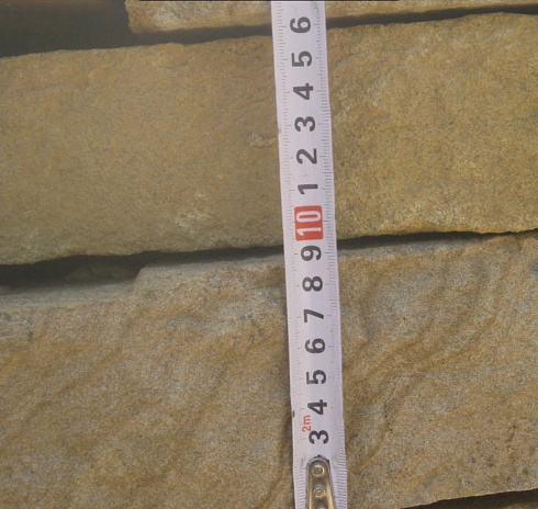 Kamenclub.ru: Песчаник пластушка желтый с рисунком (7-15 см)  купить в Волжском плитняк - пластушка - бут желтый песчаник 10200 руб/м3   фото КАМЕНЬ КЛУБ