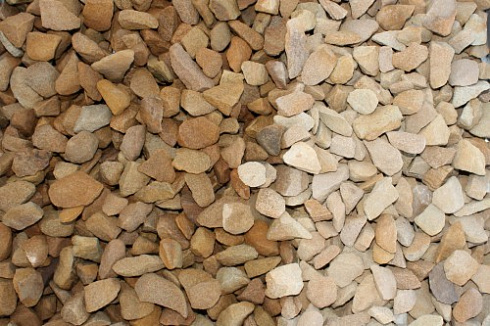 Kamenclub.ru: Щебень крошка желтый (песчаник) фр. 20-40 мм.  купить в Волжском песчаник бежевый рыжий каменная крошка песчаника 9500 руб/т   фото КАМЕНЬ КЛУБ