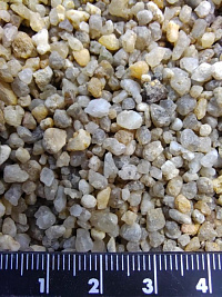 Кварцевый песок для площадок фр. 2-5 мм.  купить в Волжском фото Камень Клуб