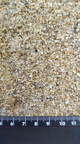 Кварцевый песок для площадок фр. 0,8 - 2 мм.  купить в Волжском фото Камень Клуб