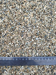 Kamenclub.ru: Галька речная окат (серая) фр.3-5 мм купить  в Волжском галька речная серая бежевый темно-серый окатанный речной камень округлый 9500 руб/т   фото КАМЕНЬ КЛУБ