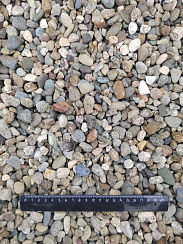 Kamenclub.ru: Галька речная окат (серая) фр.10-20 мм купить  в Волжском галька речная серая, серый, темно-серый, светло-серый, коричневый ландшафтная декоративная речная окатанная округлая галька 5000 руб/т   фото КАМЕНЬ КЛУБ
